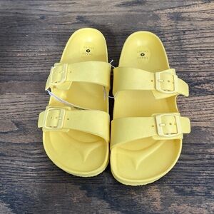 Shade and shore sandals